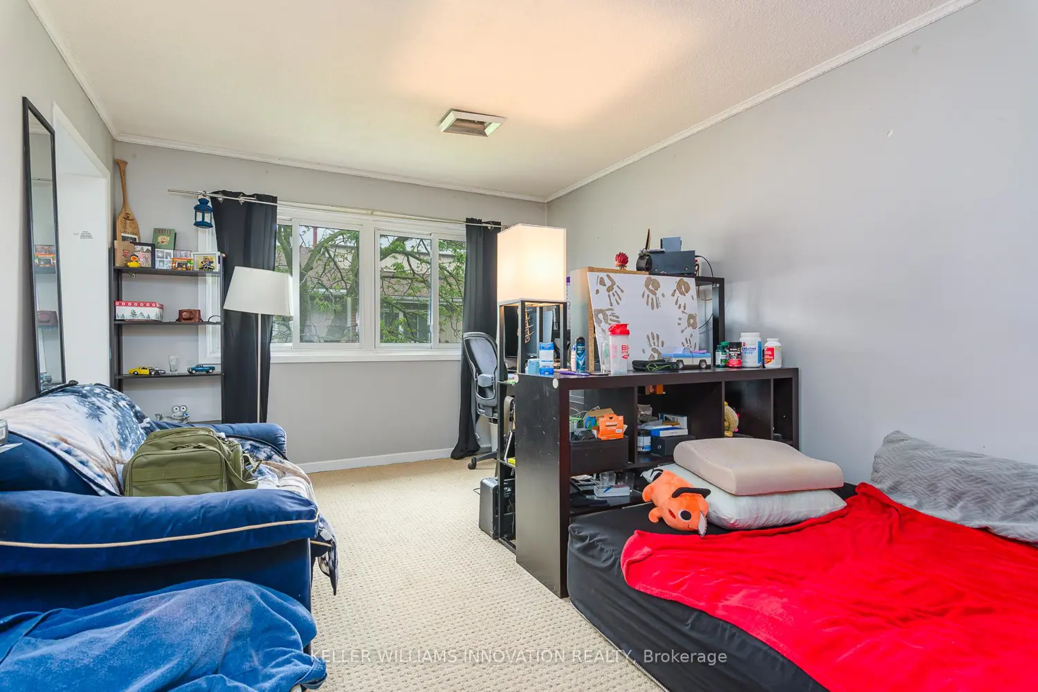 Additional image 6 of 121 University Avenue 32