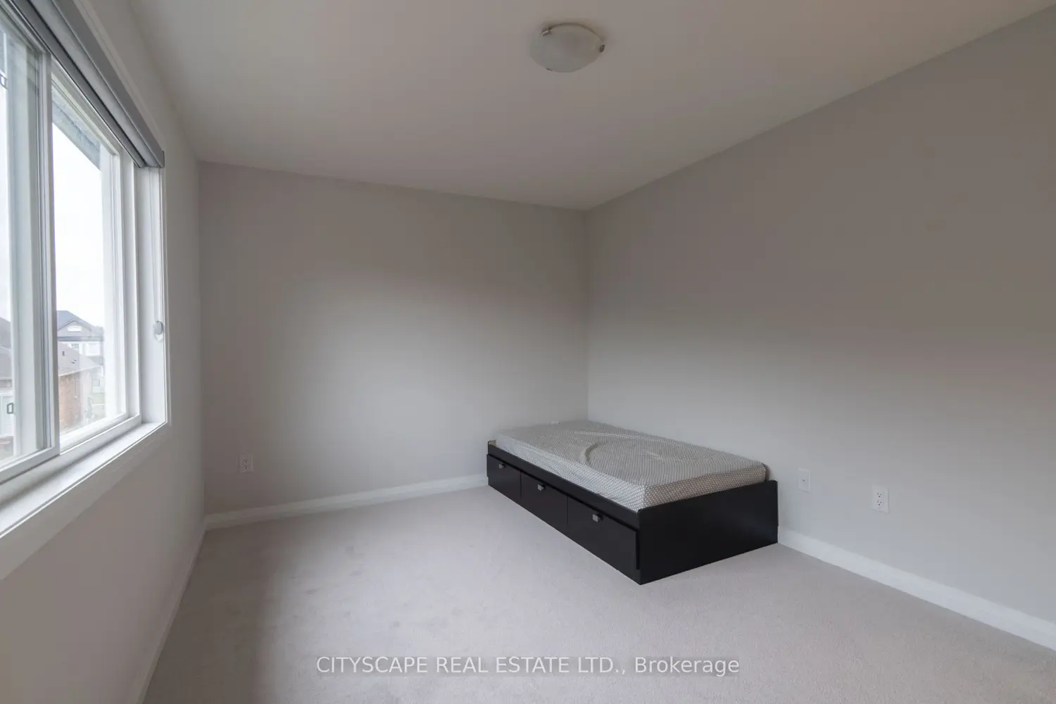 Additional image 13 of 9259 White Oak Avenue