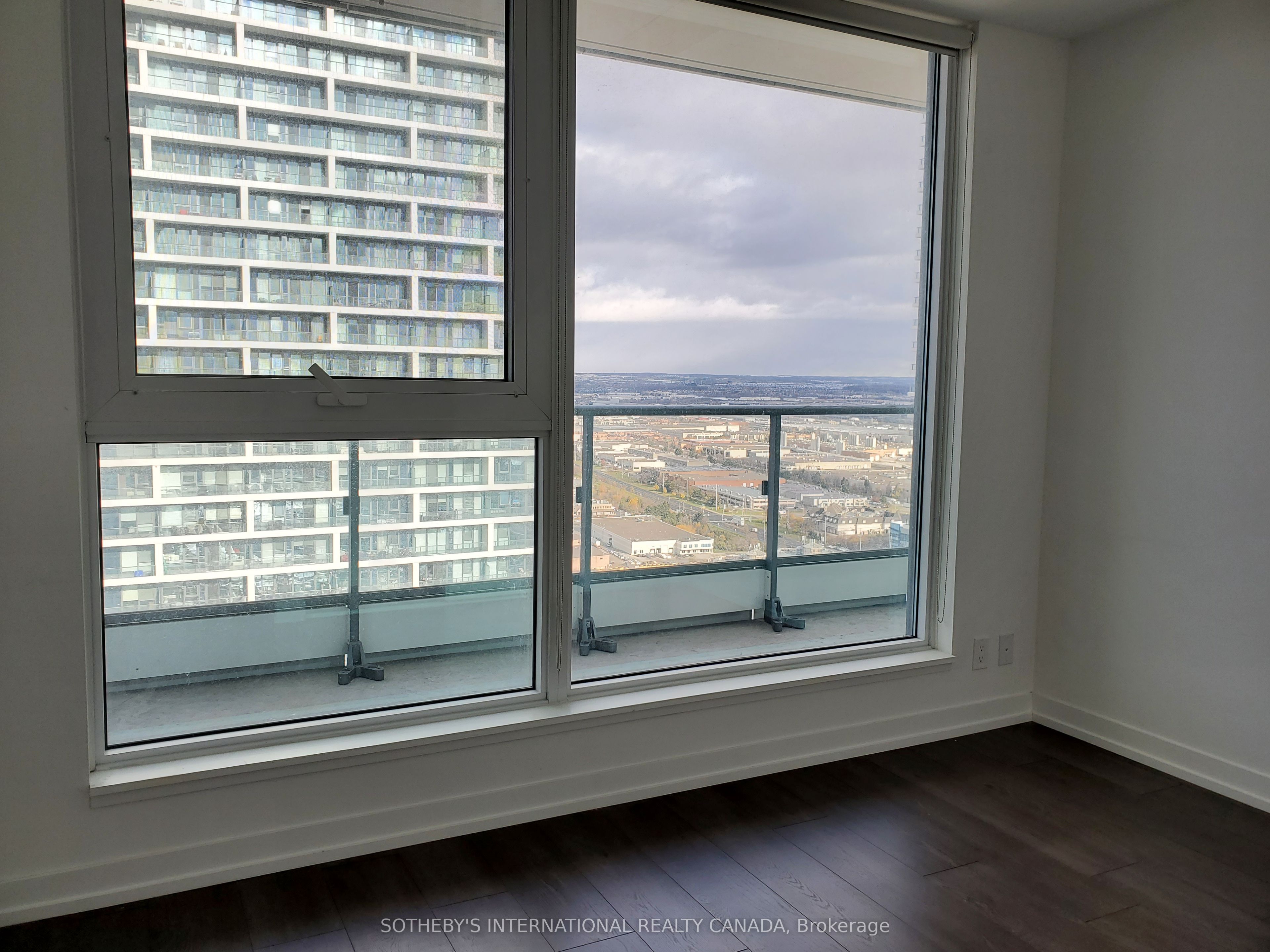 Additional image 4 of 4102-5 Buttermill Avenue, Vaughan, ON, L4K 0J5