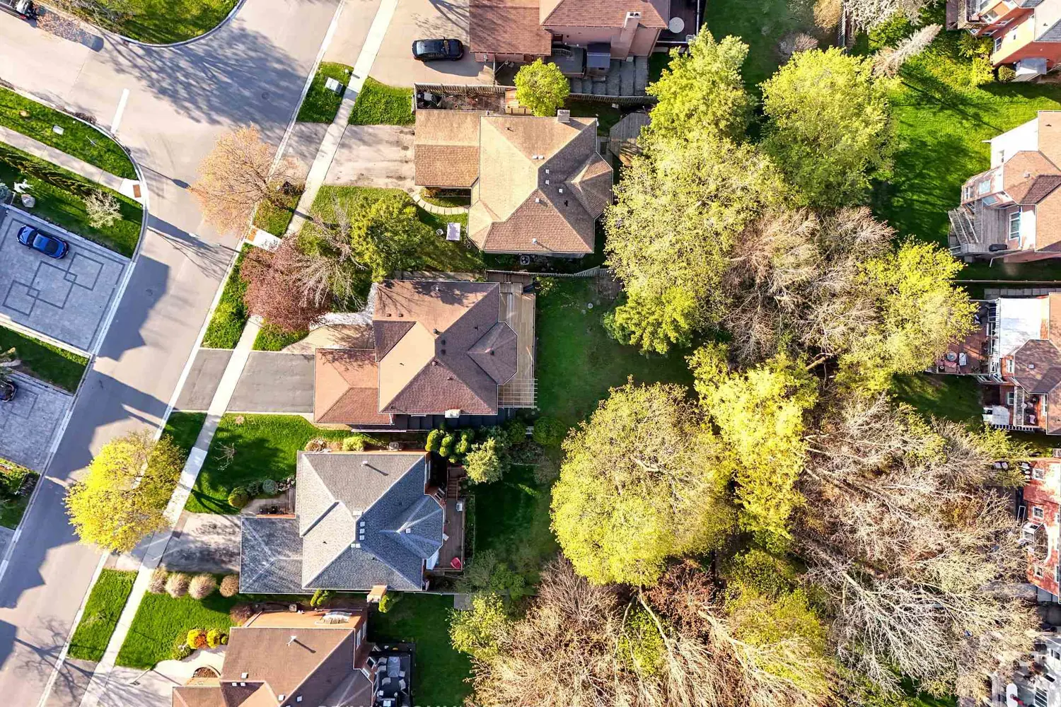 Additional image 2 of 2387 Denvale Drive