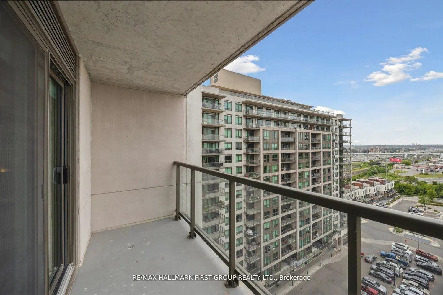Additional image 6 of 1215 Bayly Street 1304