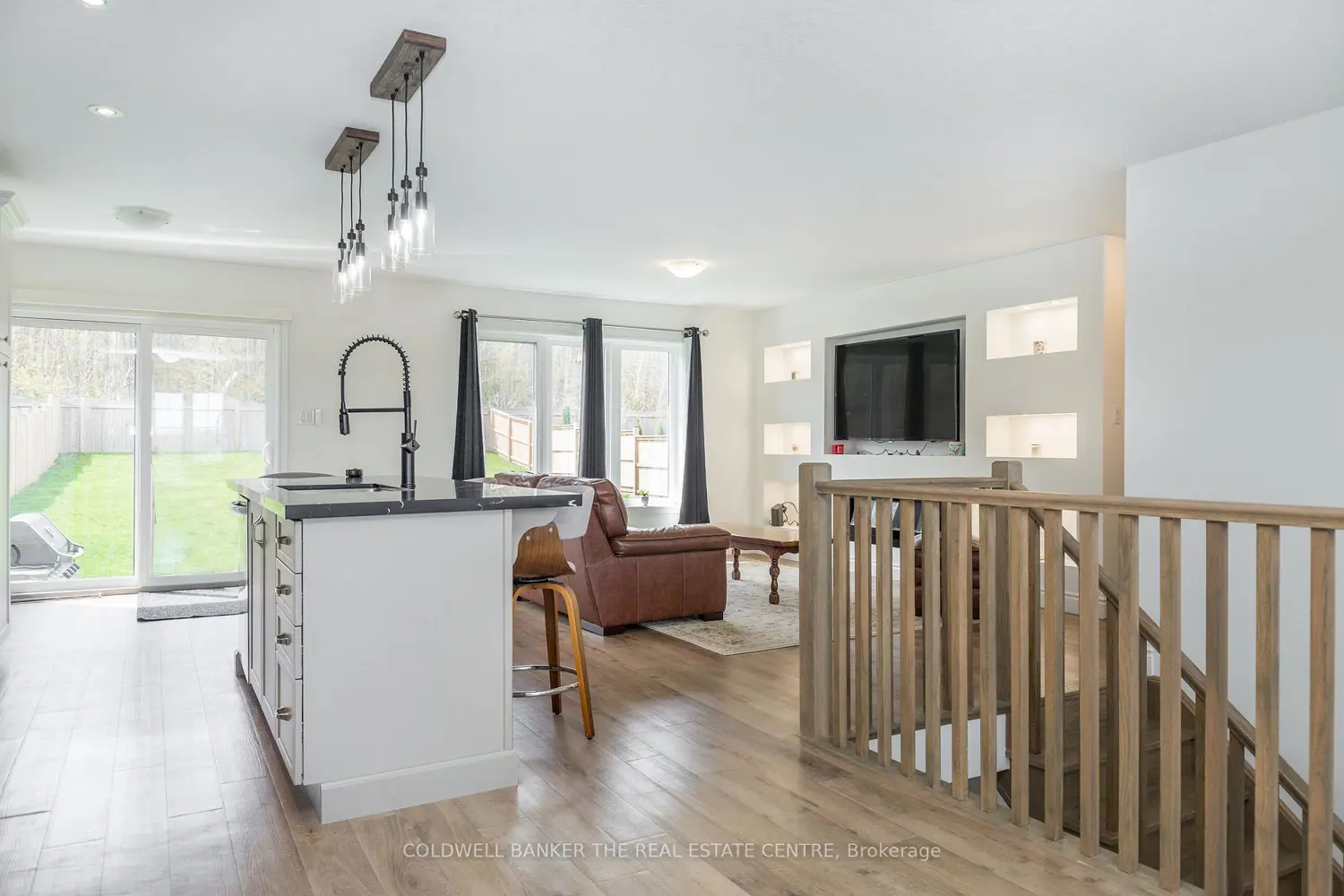 41 Hunter Avenue photo 3