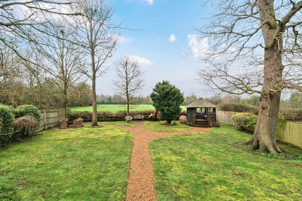 Additional image 40 of 5 bed detached house to rentPelling Hill, Old Windsor, Windsor SL4
