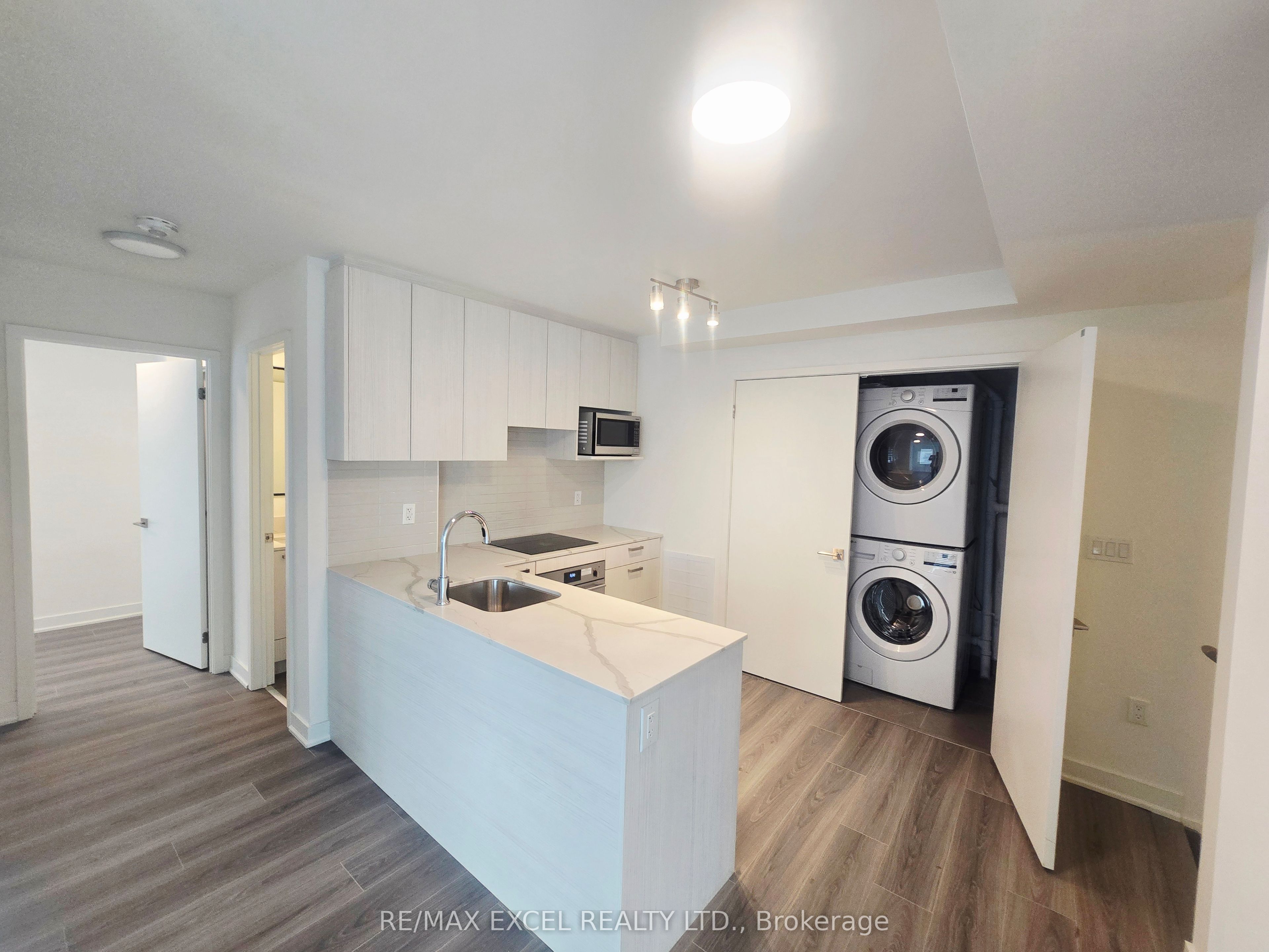 Additional image 6 of 206-65 Curlew Drive, Toronto, ON, M3A 0B5