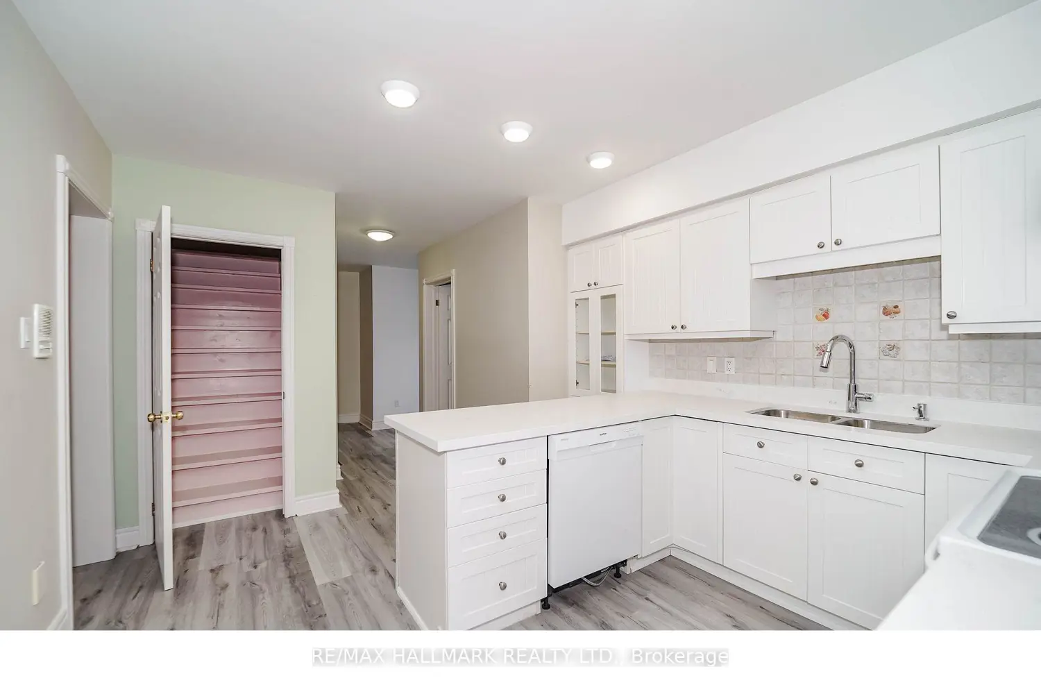 Additional image 7 of 33 Oatlands Crescent