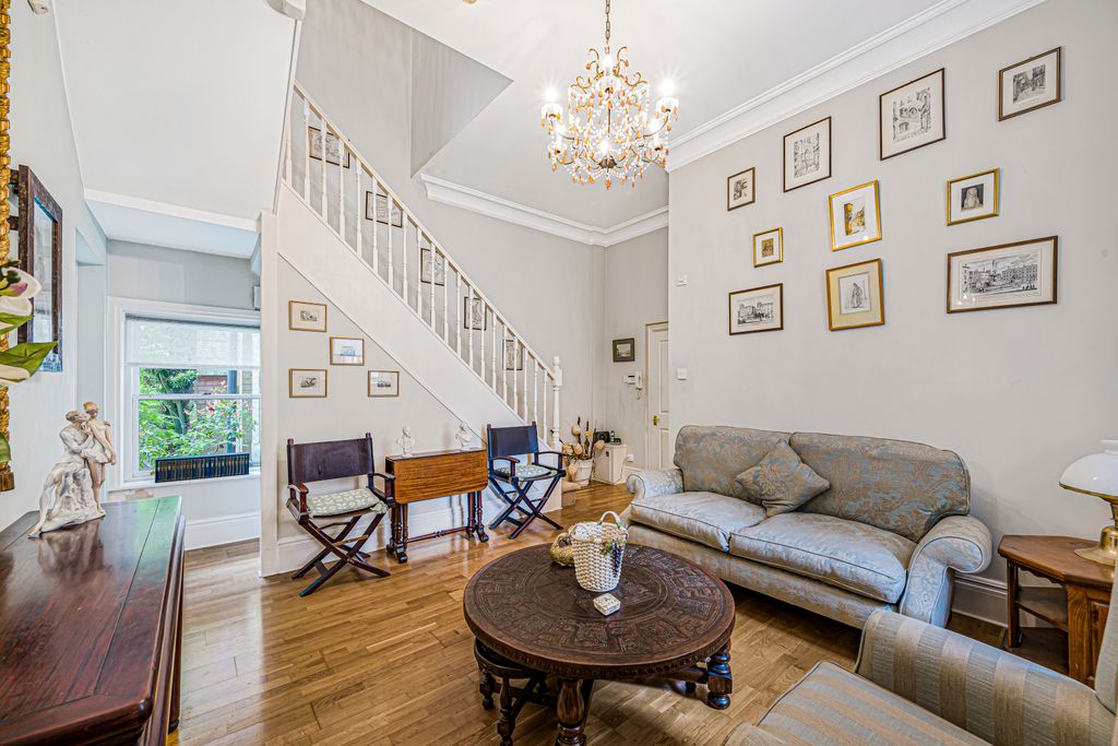 Additional image 4 of 3 bed flat for saleBeechfield Road, Alderley Edge, Cheshire SK9