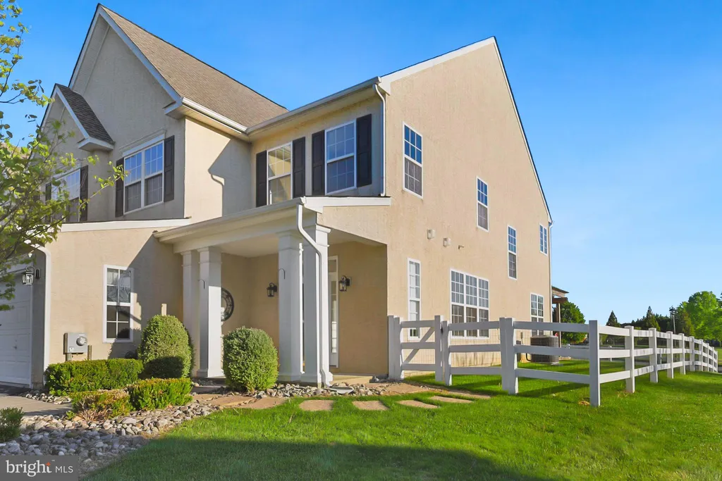 152 Springfield Circle, Middletown, DE 19709 photo 2