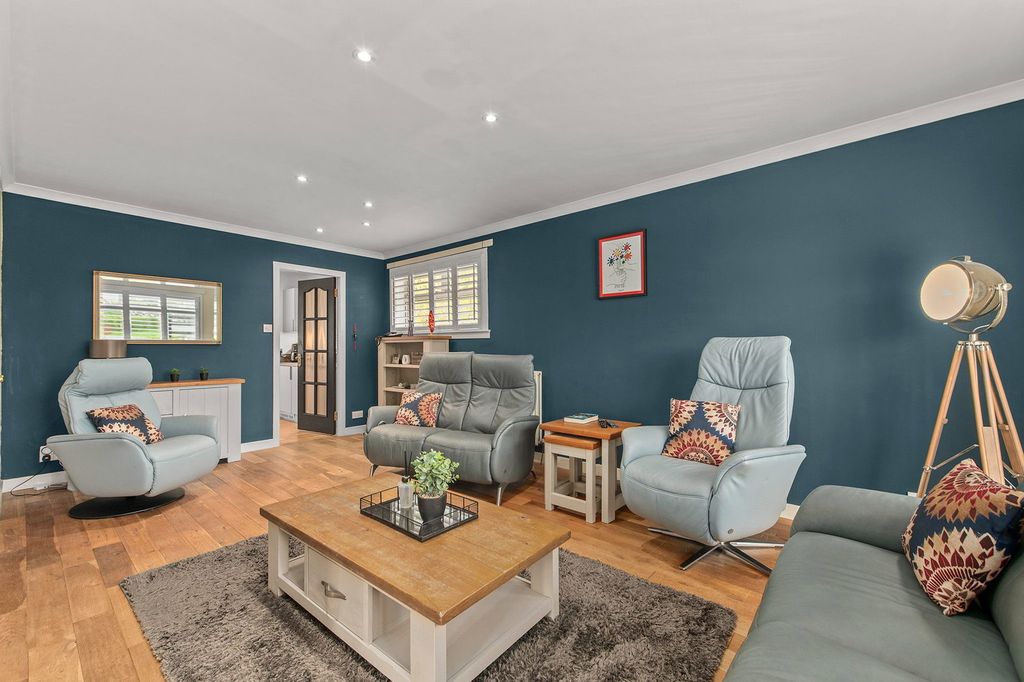 Additional image 3 of 3 bed detached house for sale70 Anson Avenue, Falkirk FK1