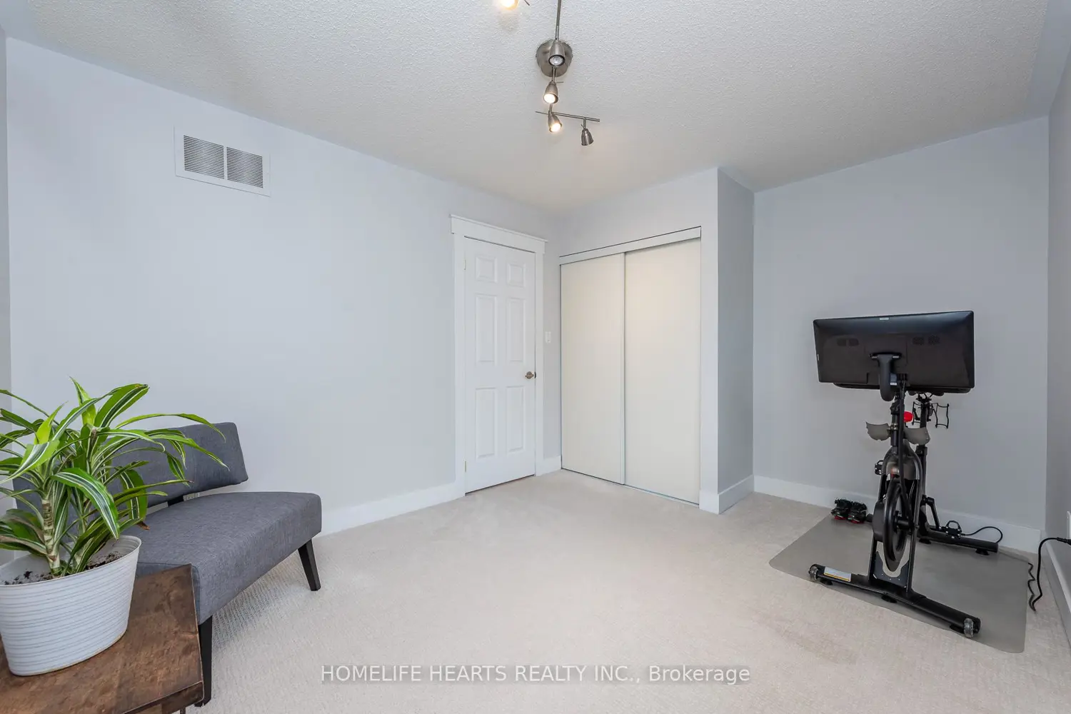 Additional image 6 of 48 Baccarat Crescent