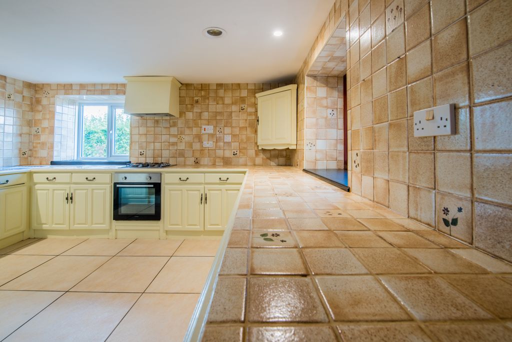 Additional image 5 of 3 bed property to rentTree Cottage, Saundersfoot SA69