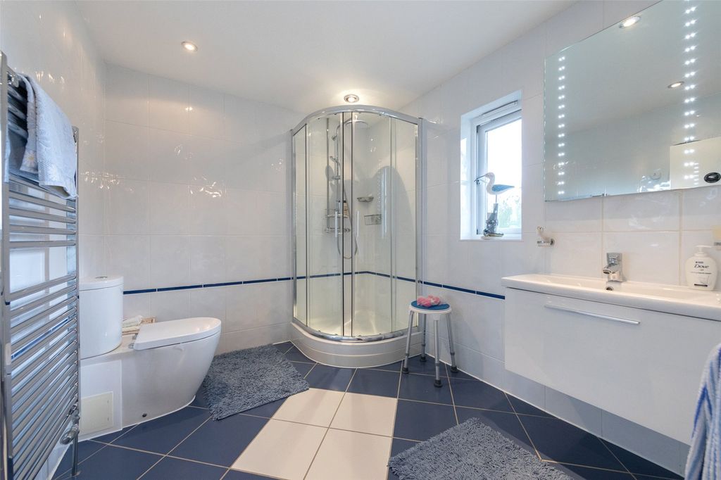 Additional image 20 of 5 bed detached house to rentBarrow Road, Cambridge, Cambridgeshire CB2