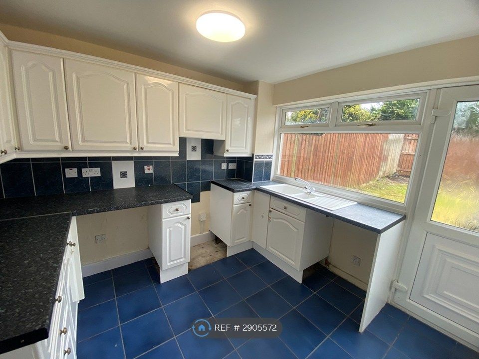 Additional image 6 of 3 bed terraced house to rentIona Court, Irvine KA11