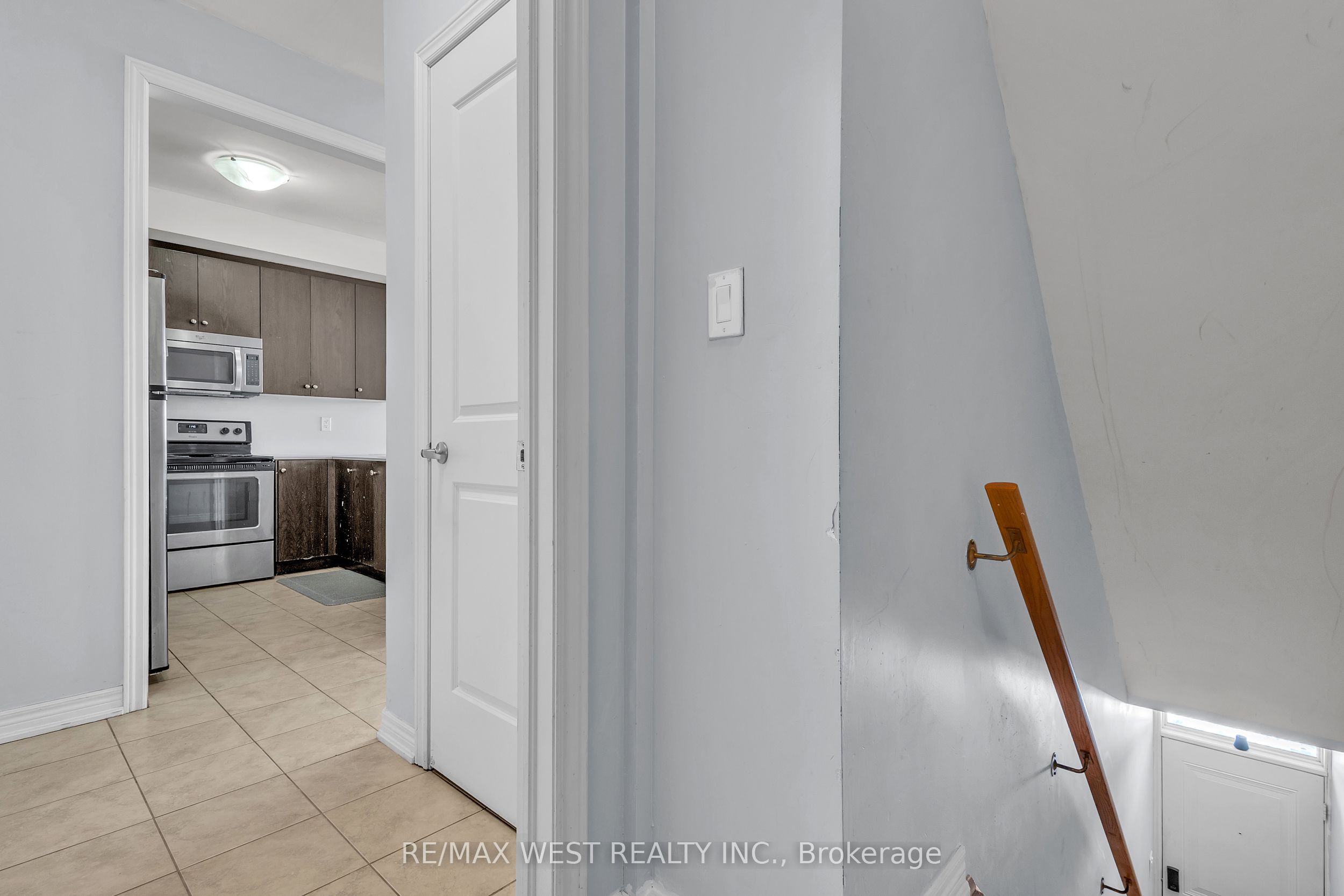 Additional image 5 of 9-9601 Jane Street, Vaughan, ON, L6A 4G5