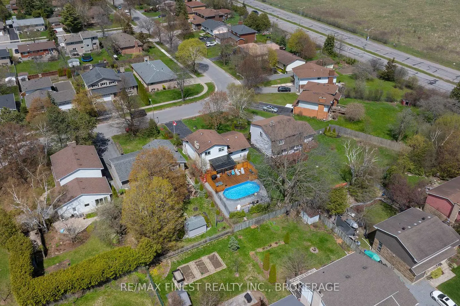 Additional image 20 of 168 Inverness Crescent