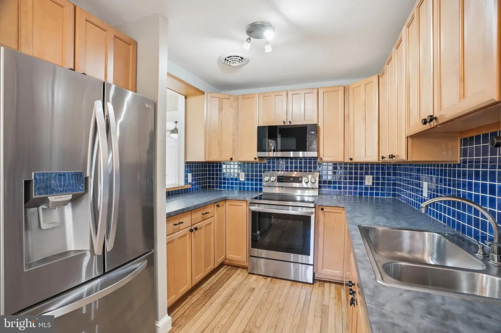 Additional image 9 of 1102 Broadwood Drive, Rockville, MD 20851