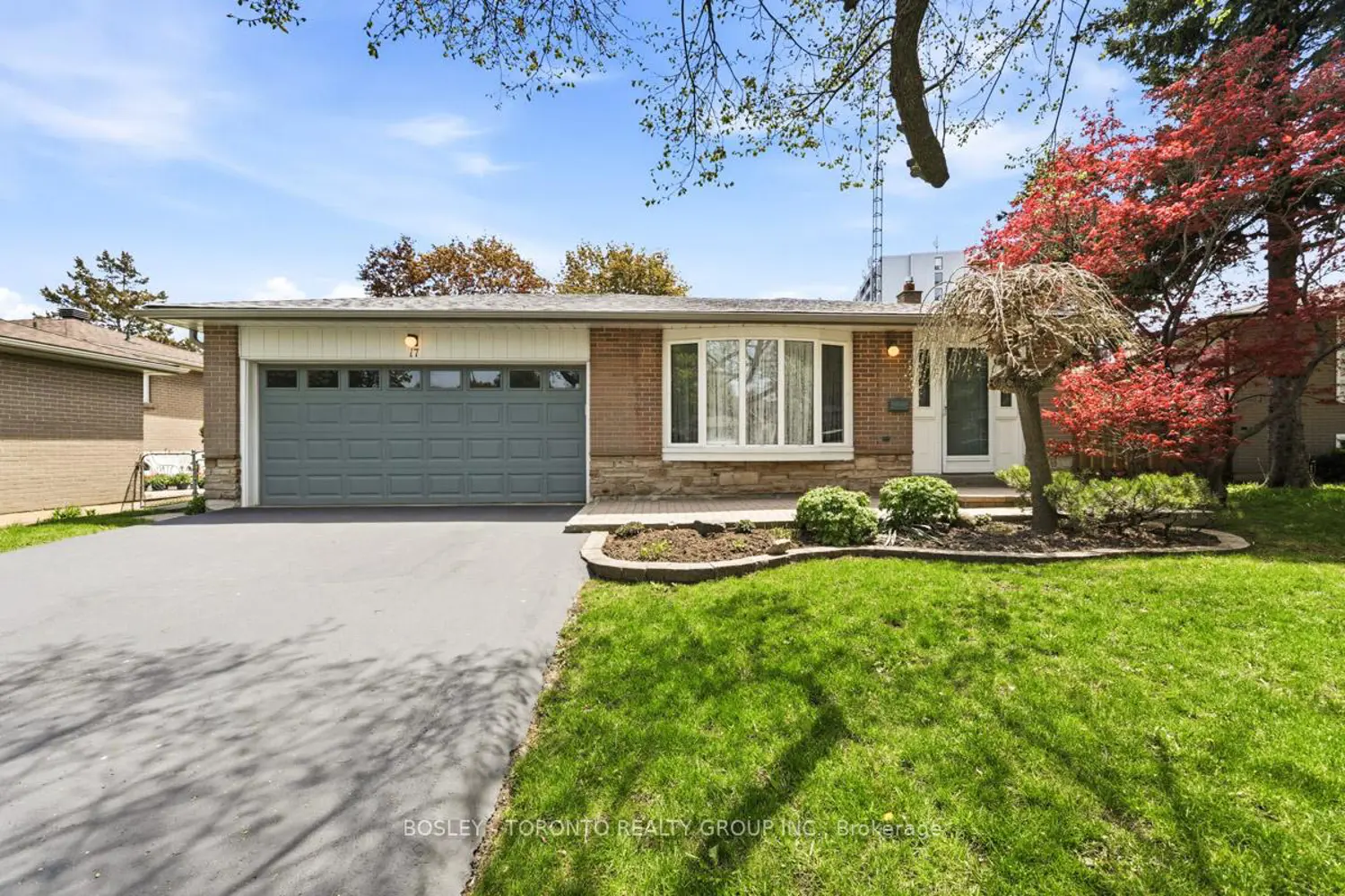 17 Glamis Place