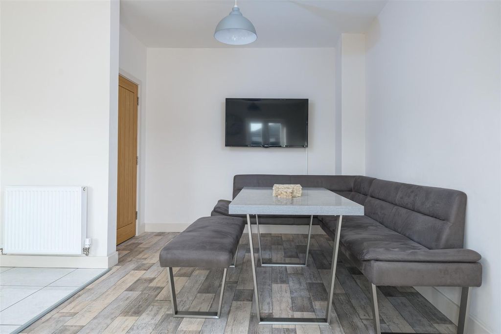 Additional image 7 of 3 bed terraced house to rentDe Montfort Gardens, Boston PE21