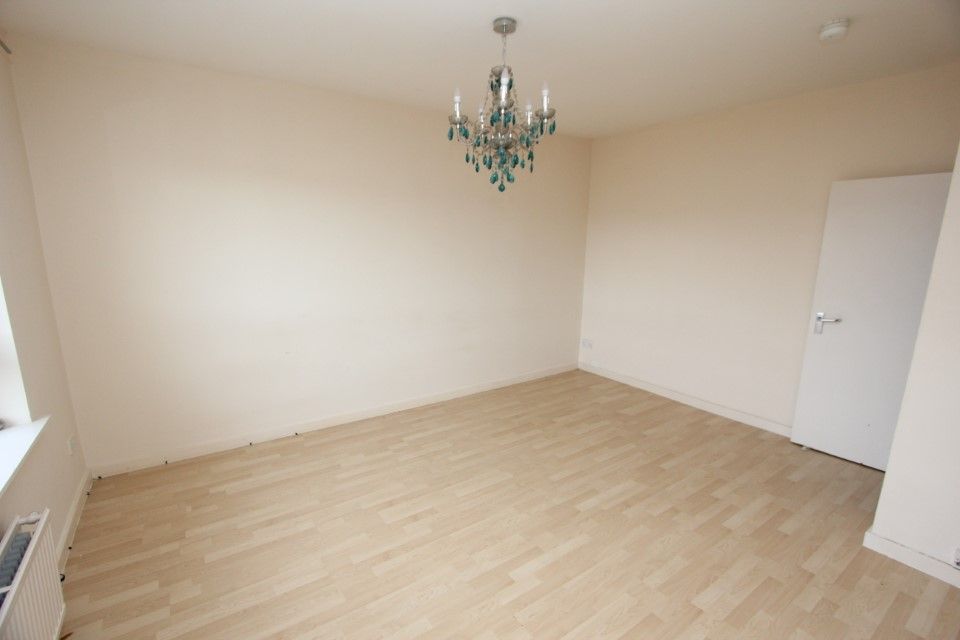 Additional image 5 of 1 bed flat to rentJean Armour Drive, Clydebank G81