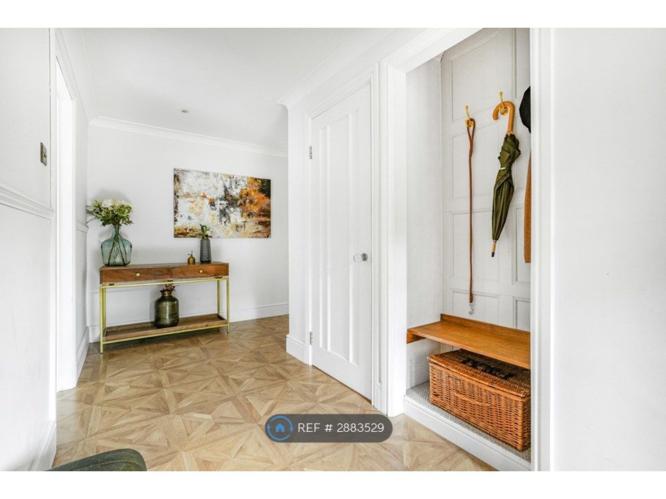Additional image 4 of 4 bed detached house to rentLondon Road, Towcester NN12