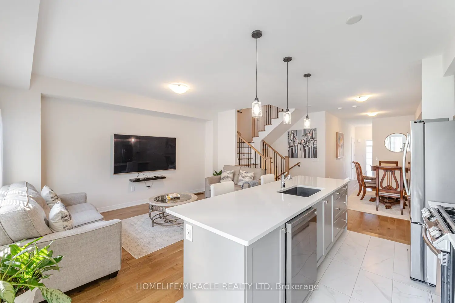 Additional image 9 of 454 Adelaide Street
