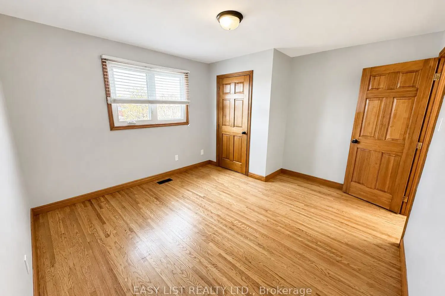 Additional image 11 of 75 Courtland Avenue