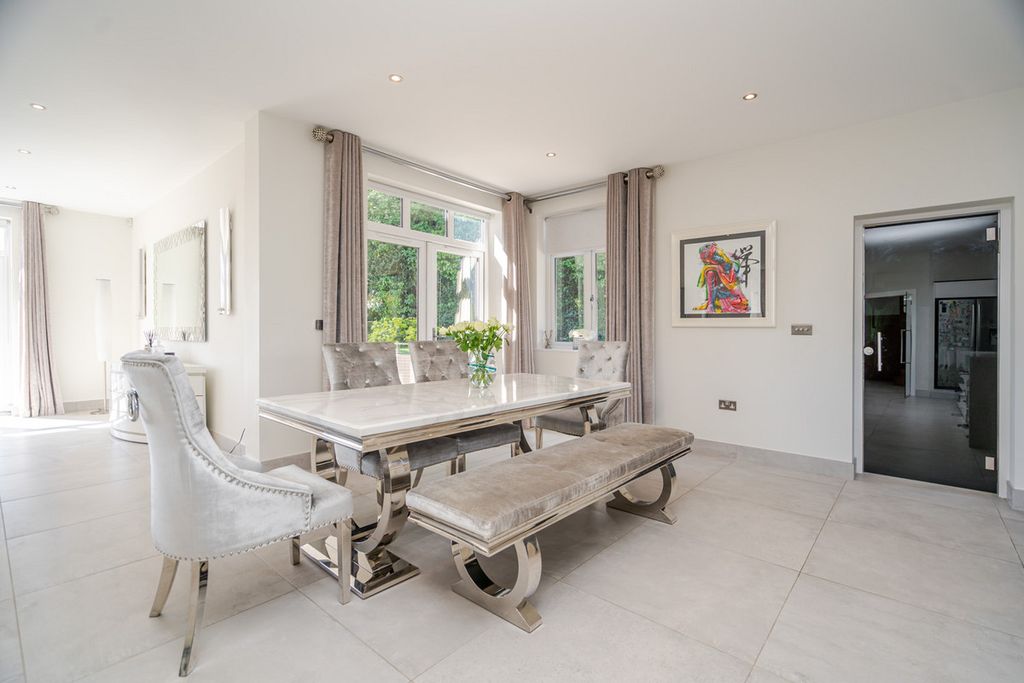 Additional image 19 of 6 bed detached house for saleOrchard Road, Pulloxhill, Bedford MK45