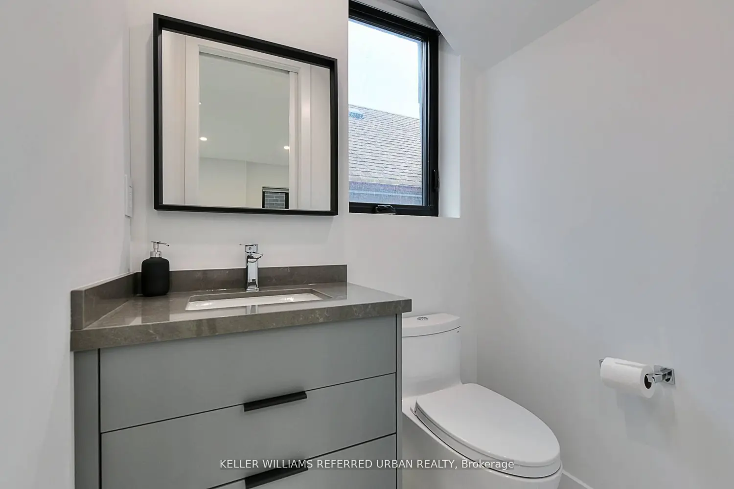 Additional image 4 of 613 Harvie Avenue