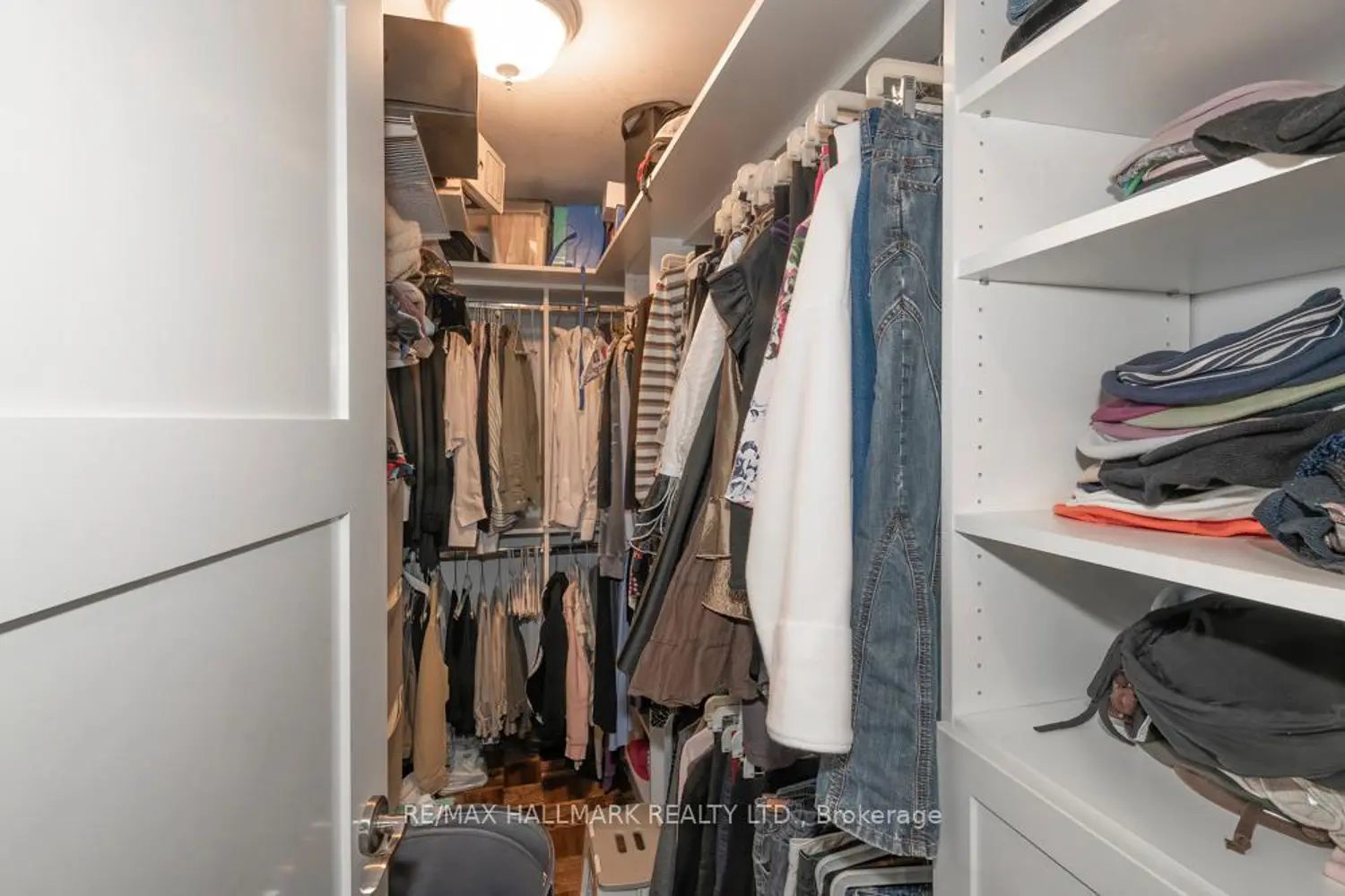 Additional image 12 of 7601 Bathurst Street 1004