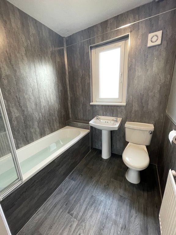 Additional image 2 of 3 bed flat to rentNorth Drive, Troon KA10