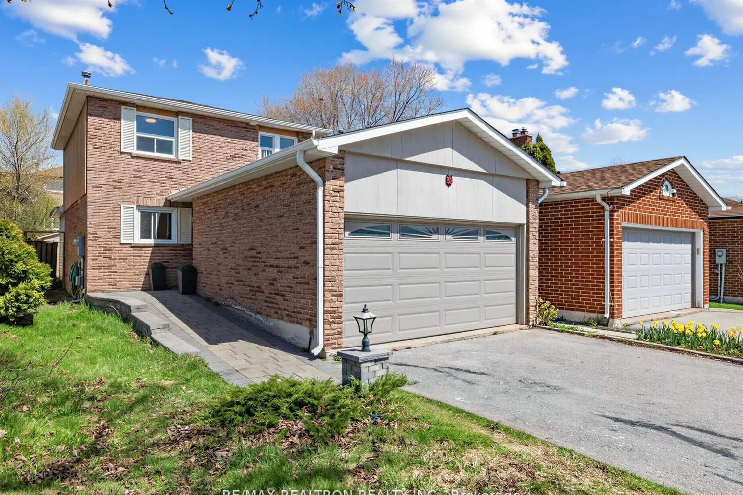38 Gray Crescent