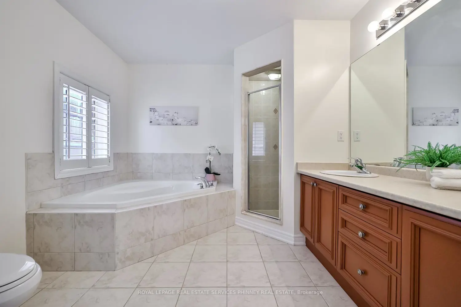 Additional image 9 of 230 Paisley Boulevard 26