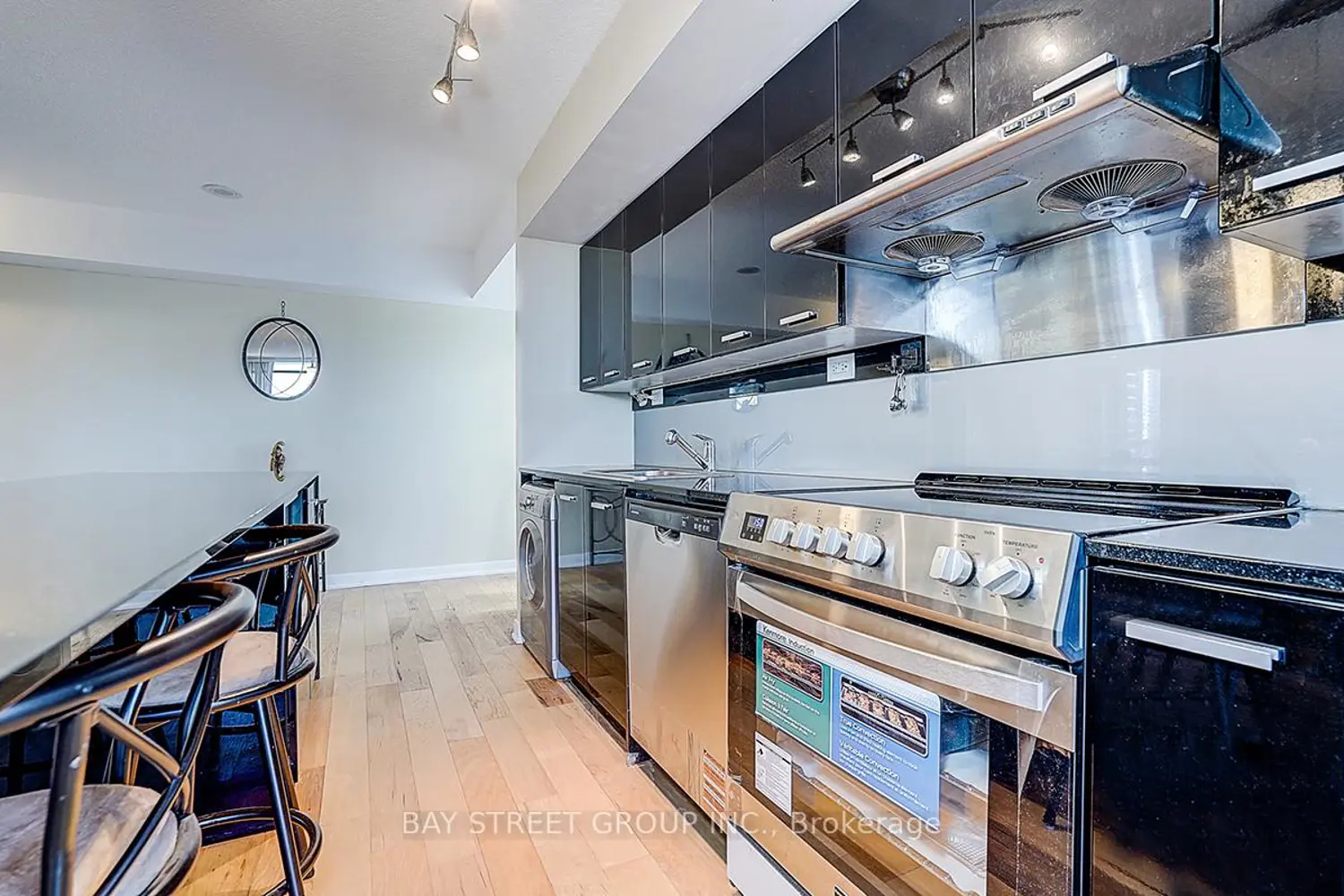 Additional image 3 of 29 Singer Court 1705