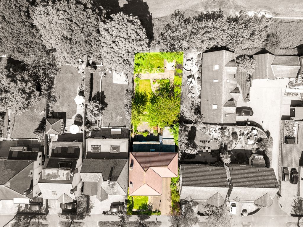 Additional image 34 of 4 bed detached house to rentFurniss Avenue, Dore, Sheffield S17
