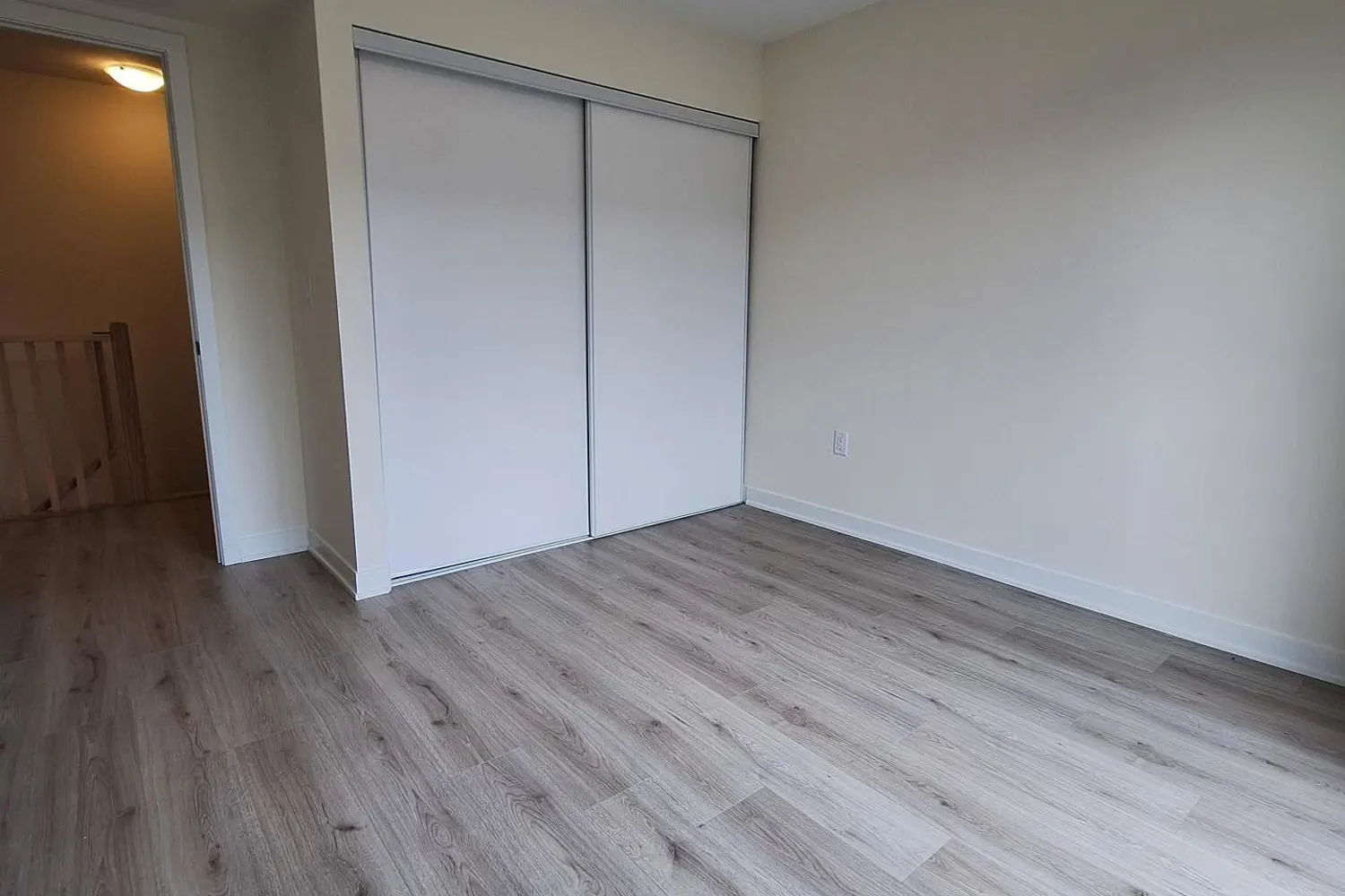 Additional image 10 of 1695 Dersan Street 1409