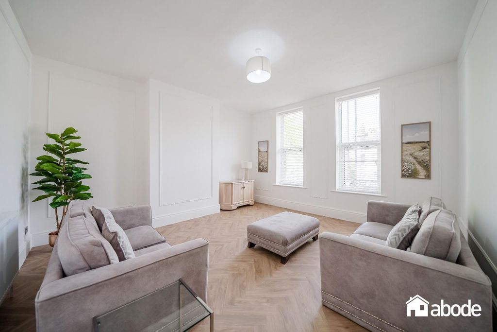 Additional image 3 of 2 bed flat to rentCourtenay Road, Waterloo, Liverpool L22