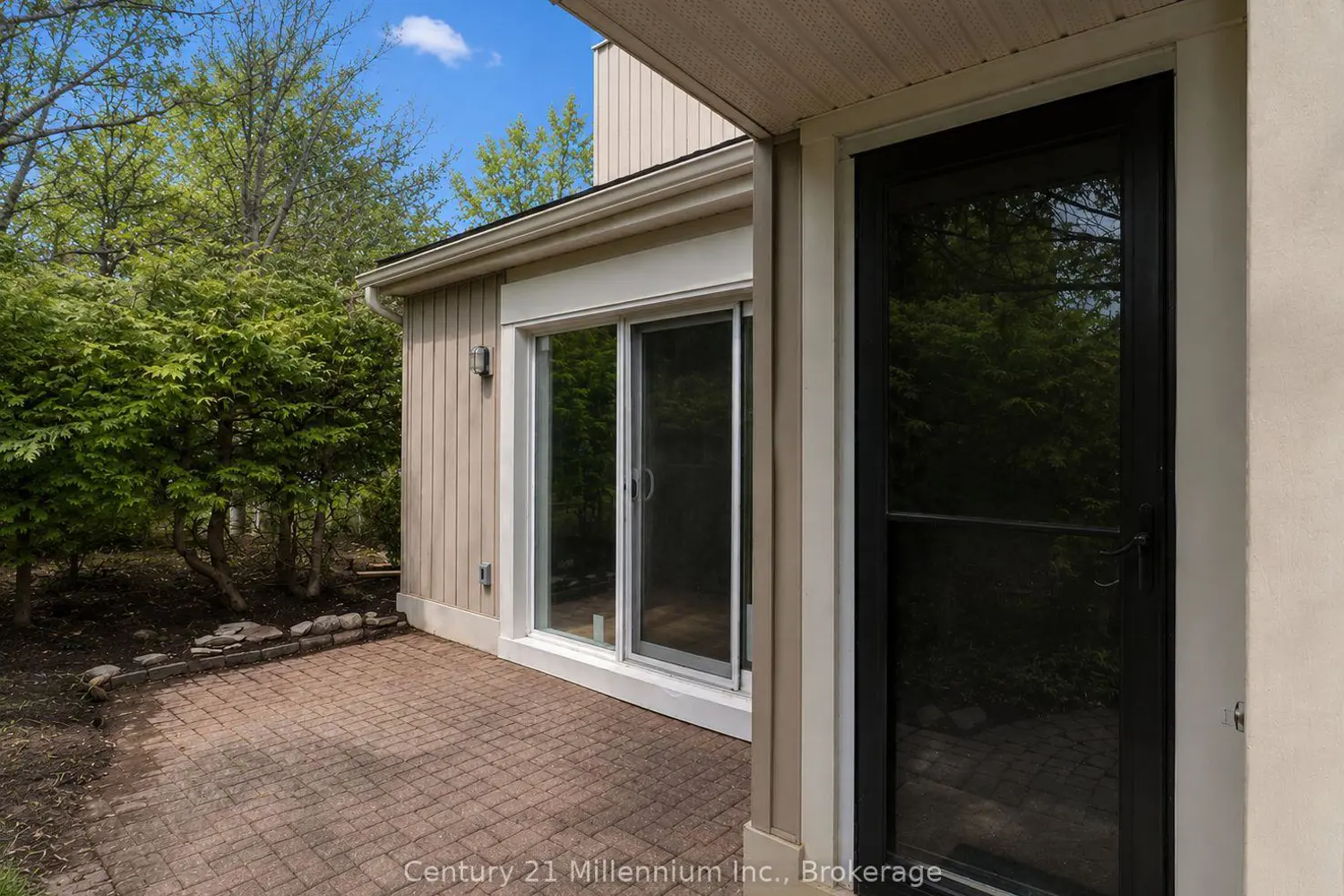 22 Dawson Drive 538 photo 3