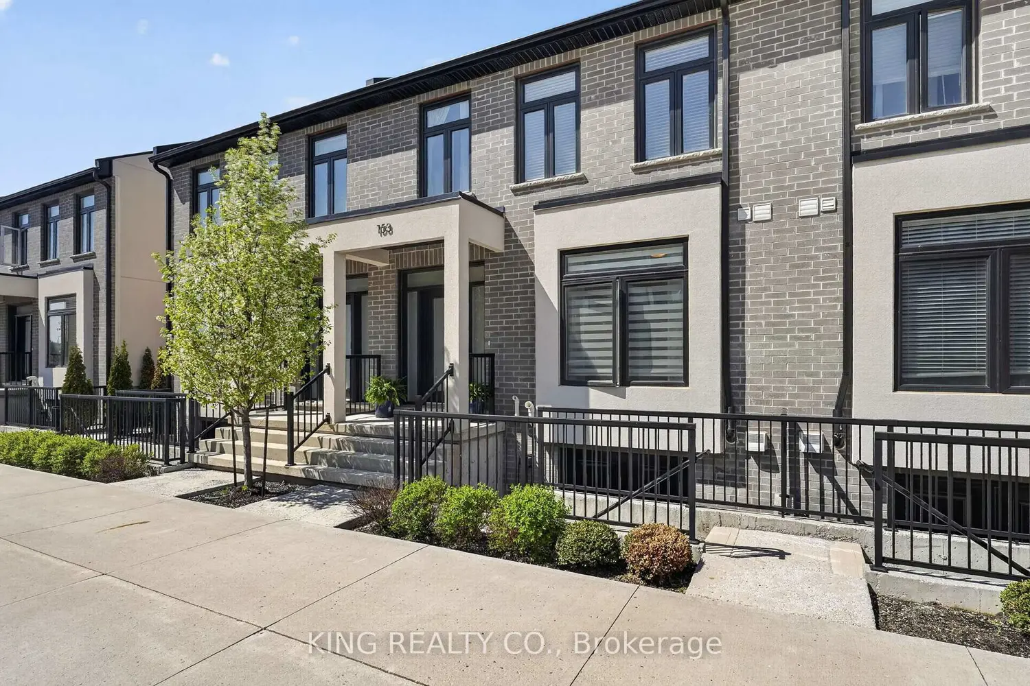153 Summersides Boulevard 5