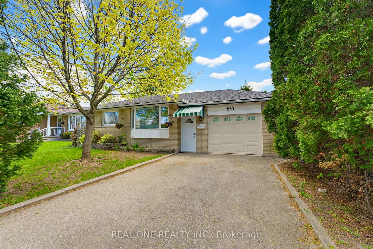 63 Palm Crescent