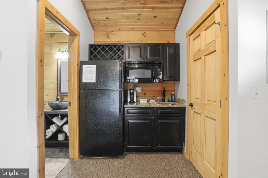 Additional image 4 of 251 Cabin Lodge Road, Mc Henry, MD 21541