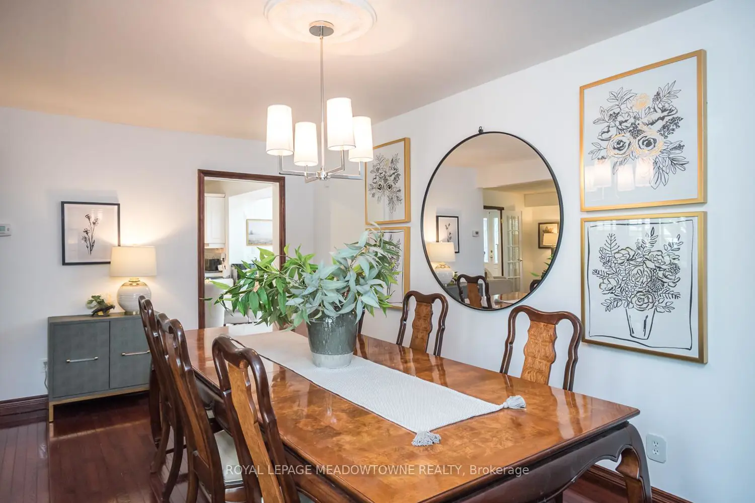 855 Maple Avenue photo 5
