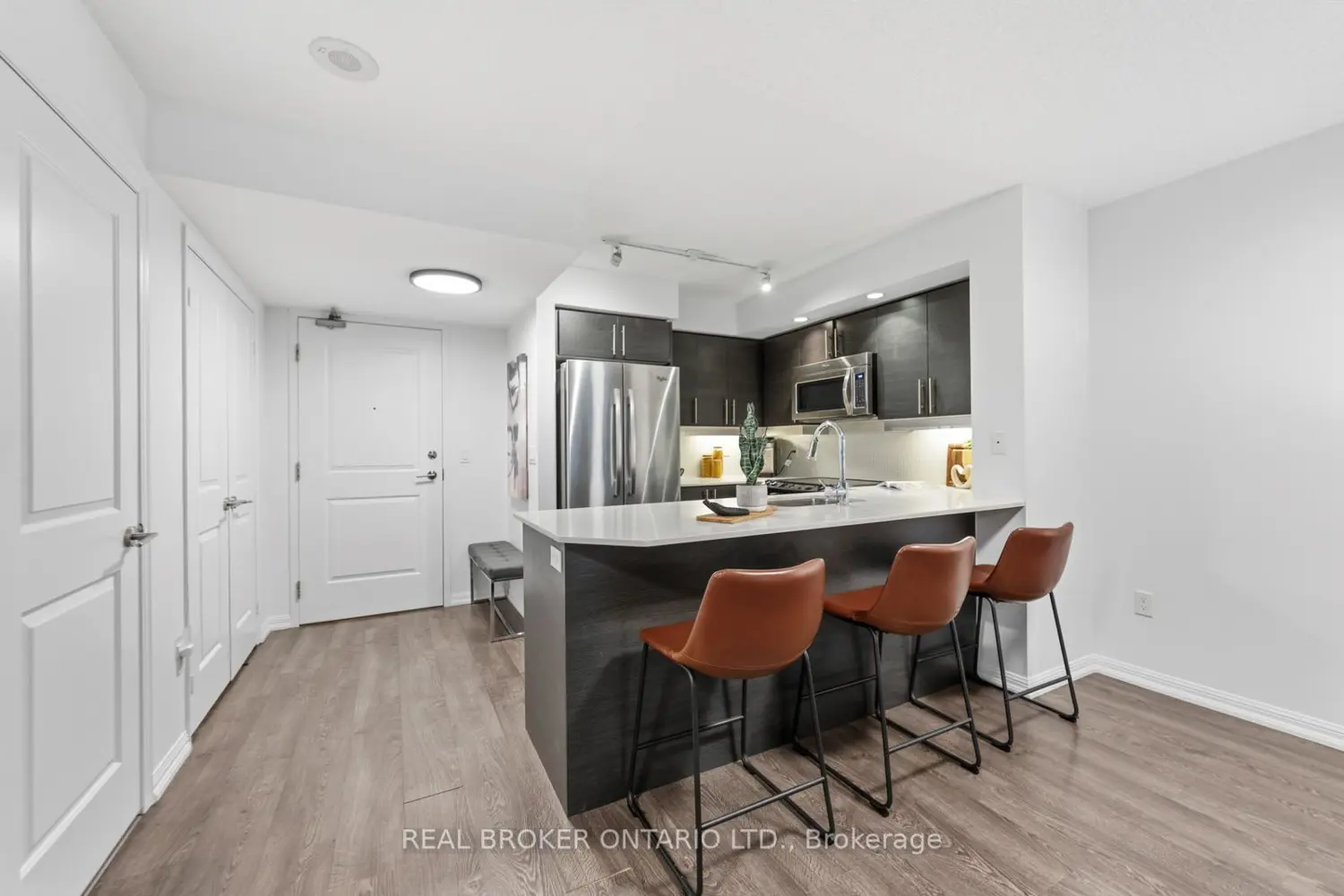 75 East Liberty Street 810