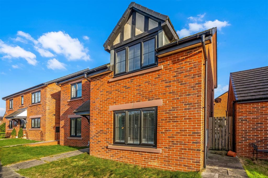 Additional image 28 of 4 bed detached house for saleRoundhill Road, Hurworth, Darlington DL2