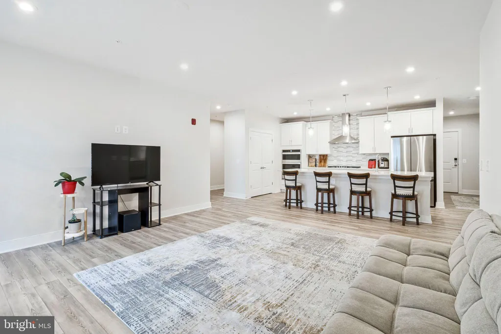 Additional image 9 of 102 Saint Ives Place, Oxon Hill, MD 20745
