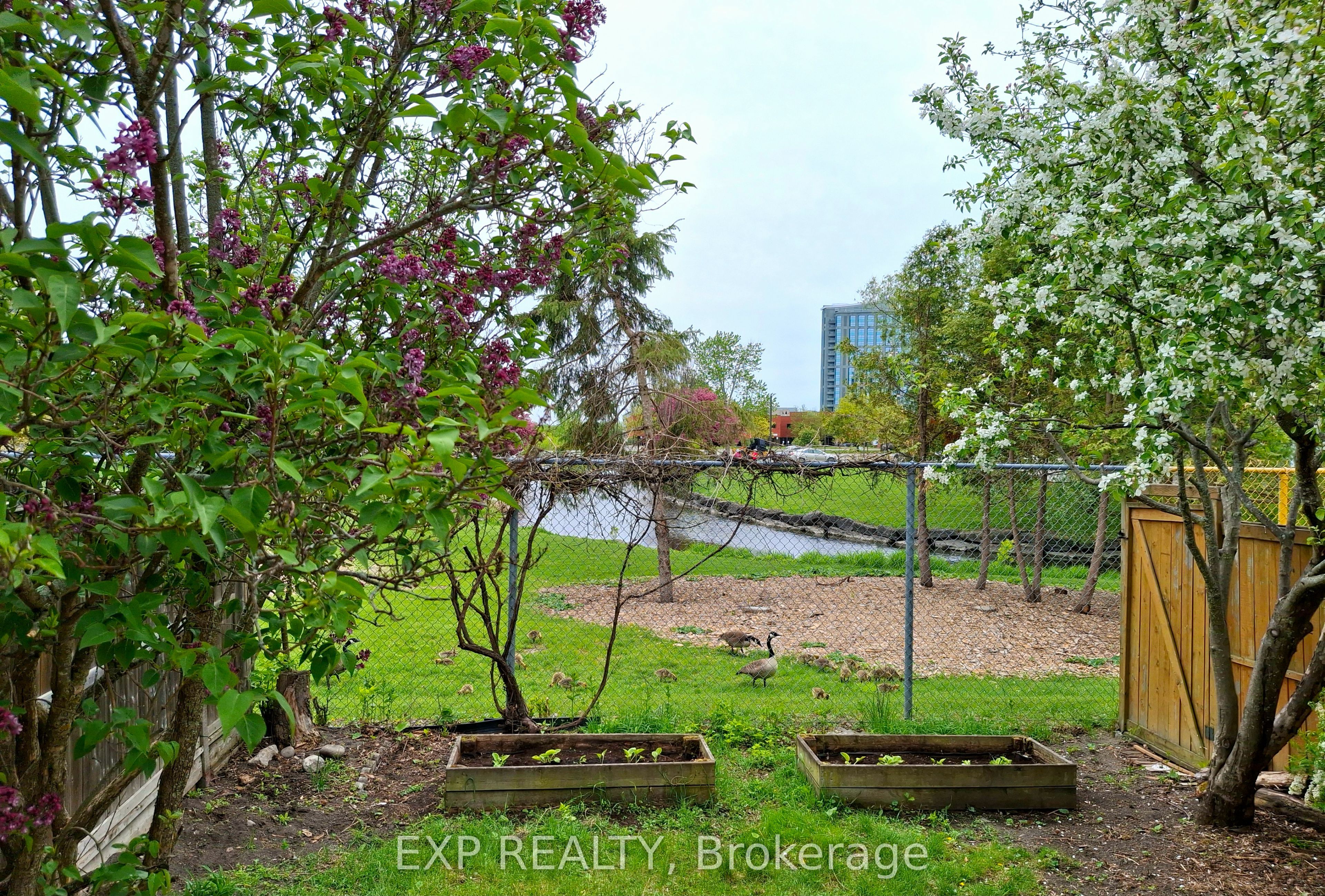 Additional image 4 of 66 Kimbolton Crescent, Ottawa, ON, K2K 2S4