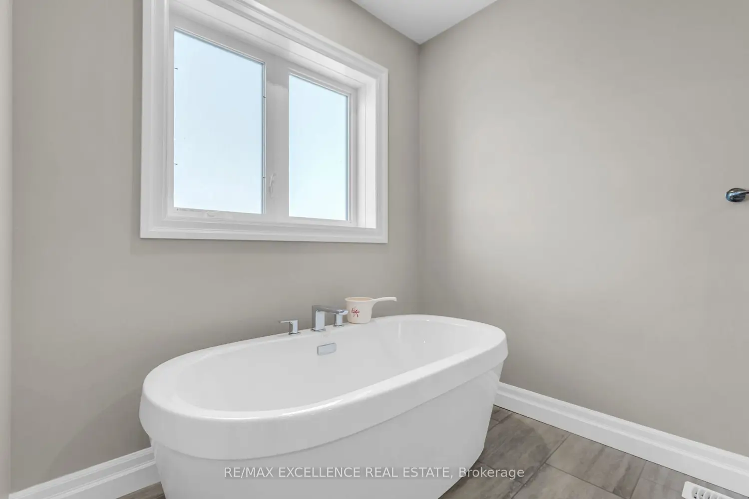 Additional image 13 of 1061 Eagletrace Drive 33