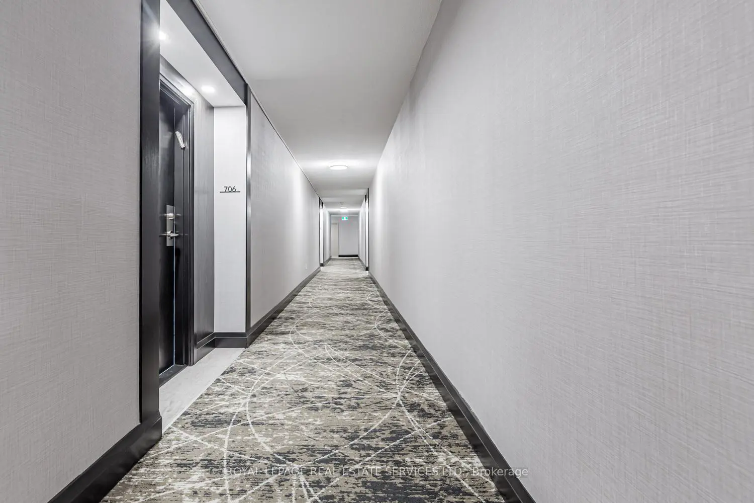Additional image 2 of 3000 Bathurst Street 706