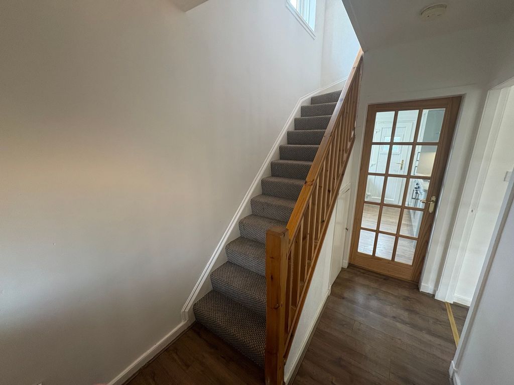 Additional image 6 of 3 bed semi-detached house to rentPaisley Road, Renfrew PA4