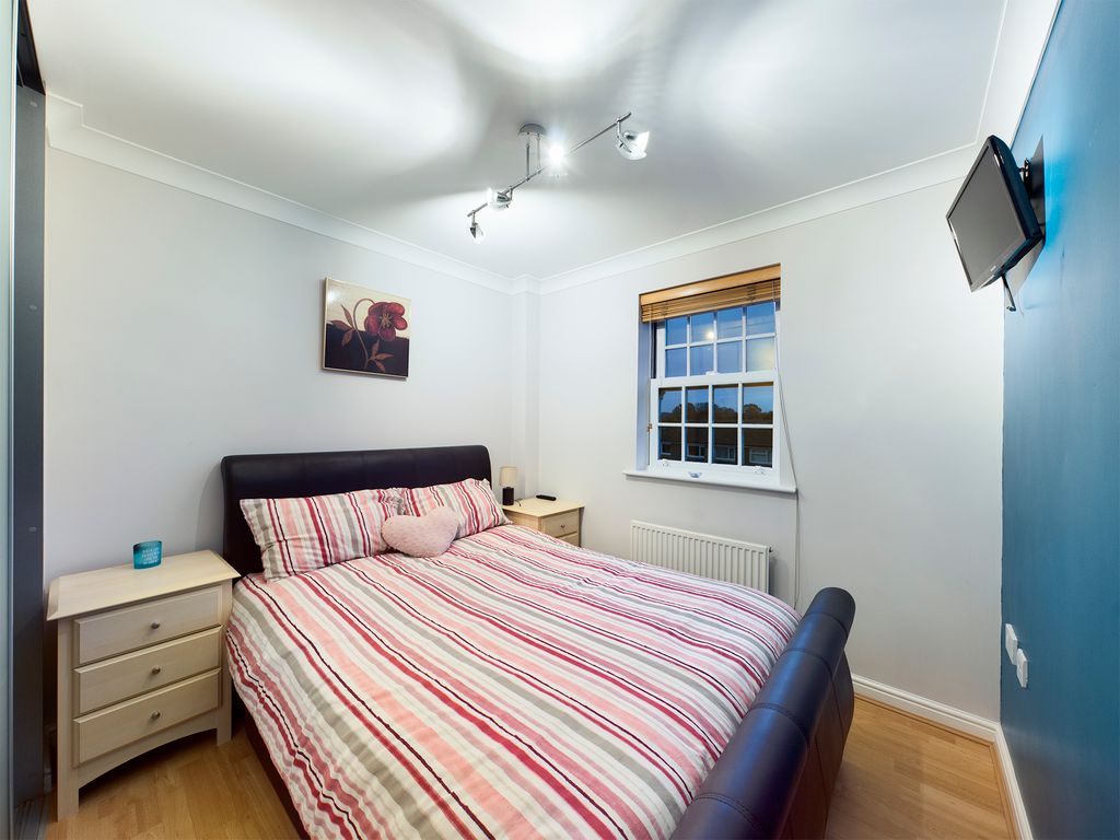 Additional image 6 of 2 bed flat to rentEastgate Mews, Brighton Road, Horsham, West Sussex RH13