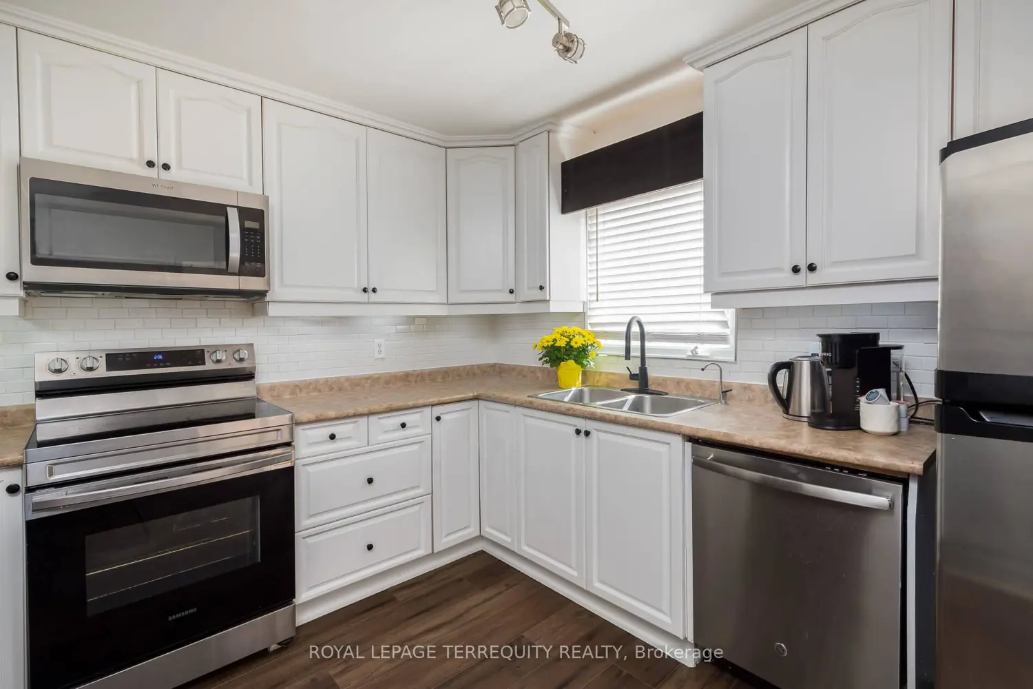 Additional image 5 of 630 Sultana Square