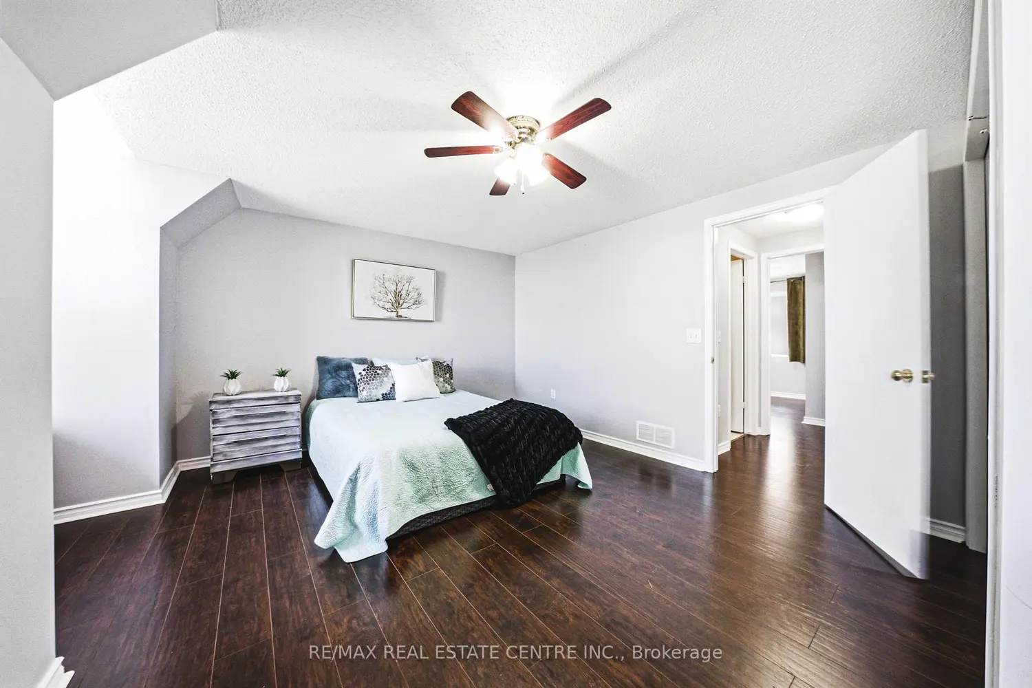 Additional image 14 of 15 Lardner Street
